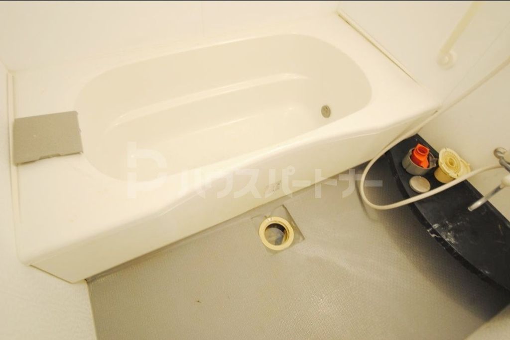 バス・シャワールーム　リフォーム中です。