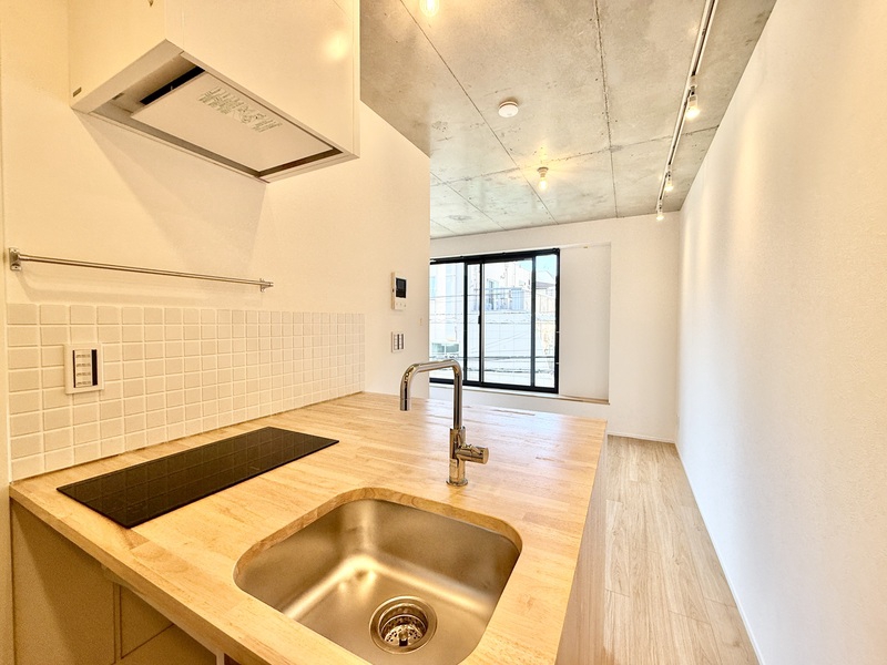 キッチン　カウンターキッチンが主役のお部屋です