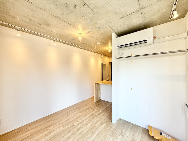 その他部屋・スペース　天井がコンクリート調でおしゃれ