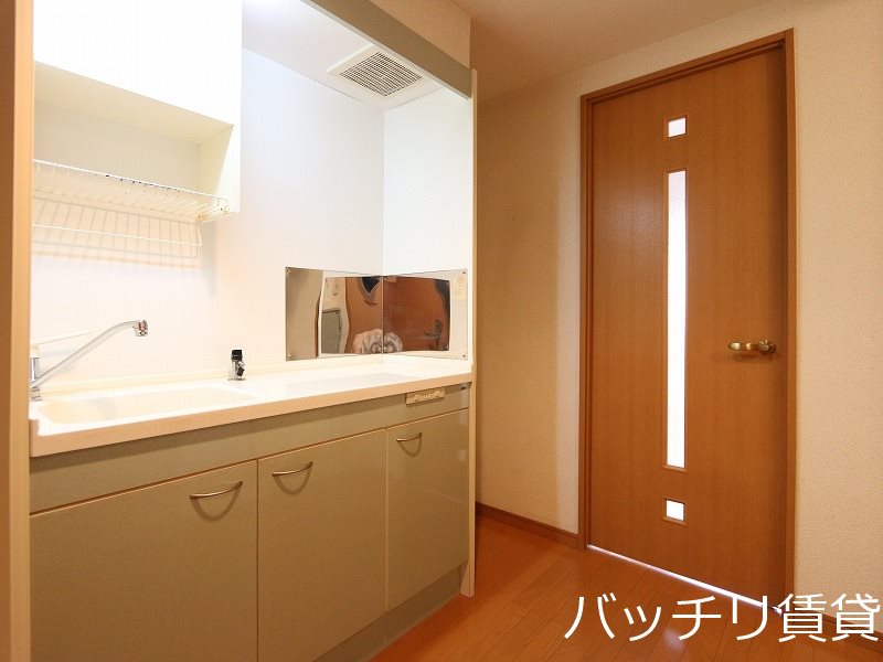 キッチン　画像は同シリーズタイプの為、参考写真になります。