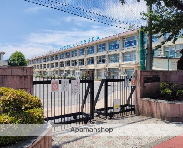 小学校　練馬区立南町小学校（小学校）まで609m