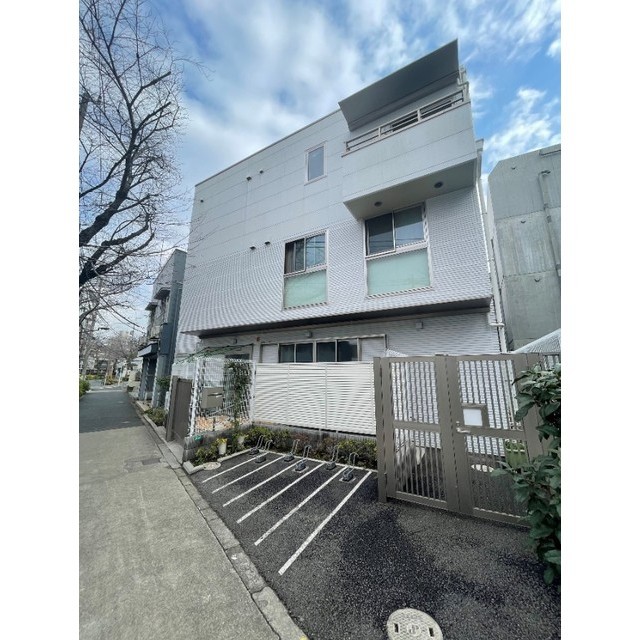 建物外観　弊社は都内全域の物件をご紹介可能です！