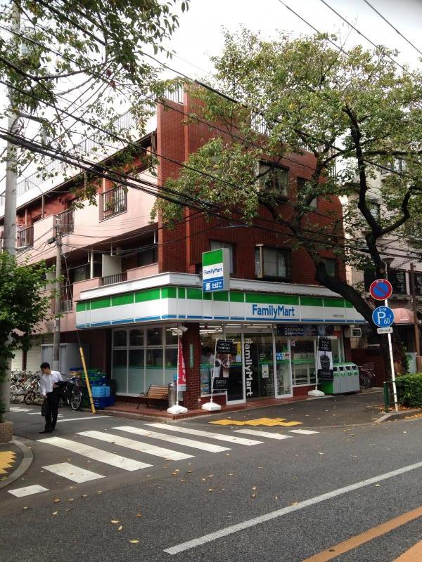 コンビニ　ファミリーマート中野松が丘店（コンビニ）まで190m