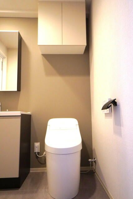 トイレ　写真は同タイプ住居です。