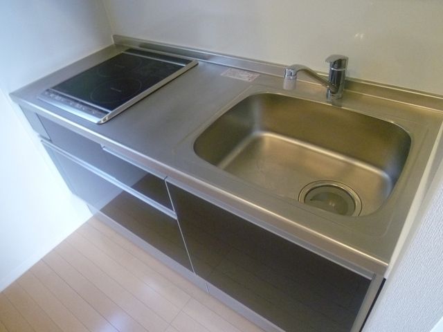 キッチン　システムキッチン2口コンロ