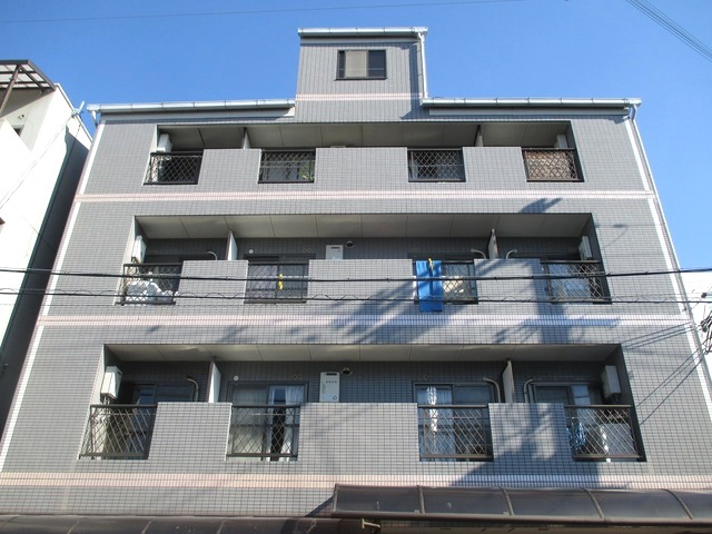 建物外観　外壁タイル張りのお洒落なマンションです
