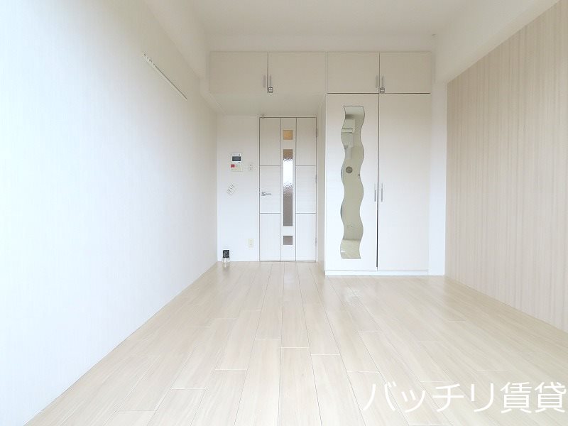居室・リビング　画像は別号室イメージの為、現況を優先いたします。