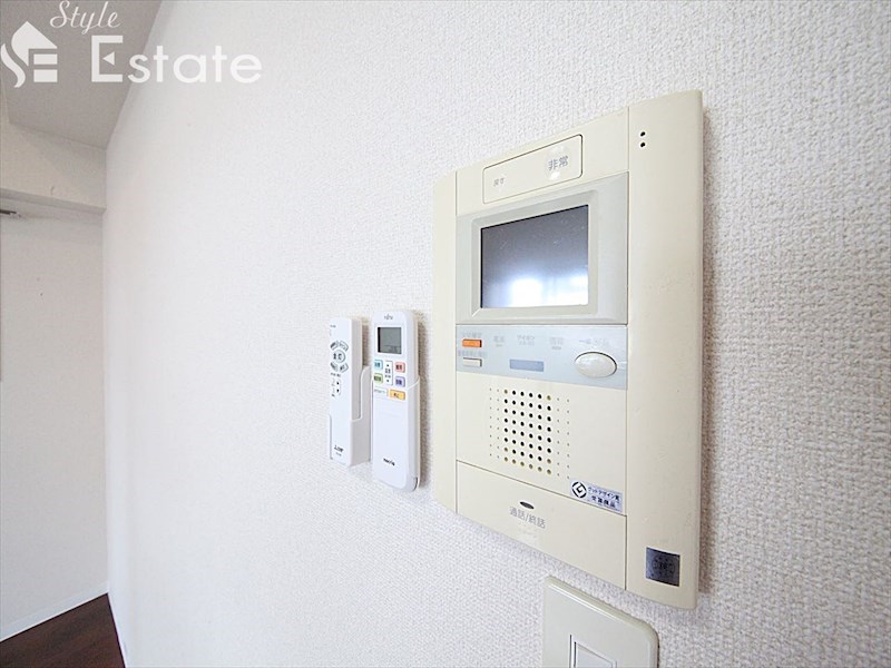 セキュリティ　モニター付きインターホン