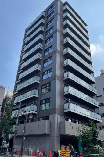 建物外観　R.W.C