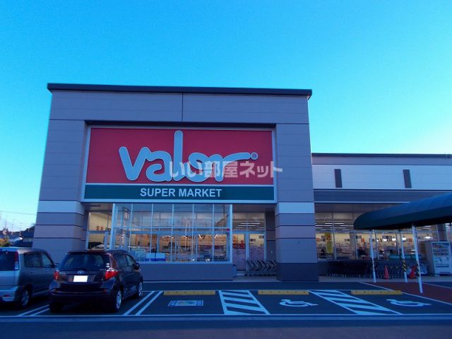 スーパー　スーパーマーケットバロー 成滝店（スーパー）まで385m