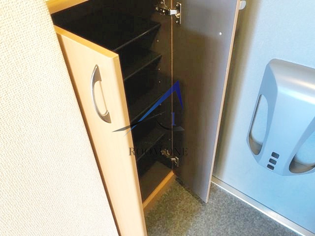 玄関　玄関です。