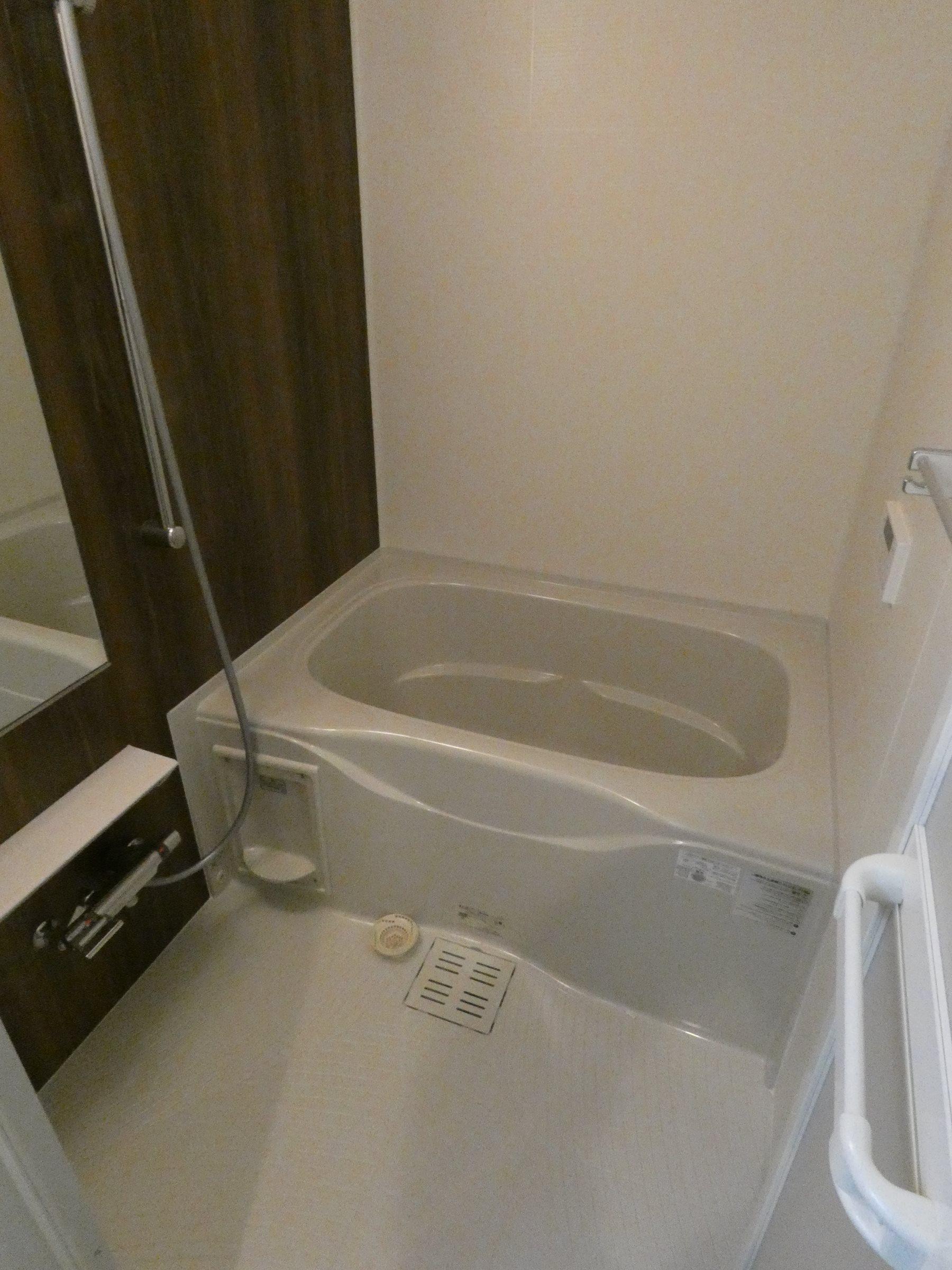 バス・シャワールーム　バス※別部屋参考写真