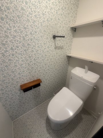 トイレ　写真はイメージです。色仕様は現況優先になります。
