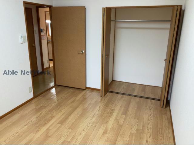 収納　同型モデル