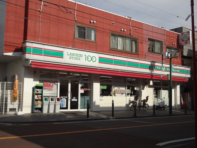 コンビニ　ストア１００（コンビニ）まで300m