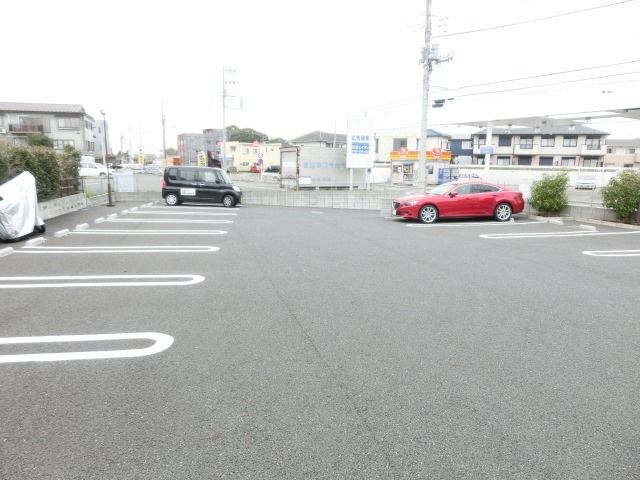 駐車場　敷地内の駐車場です。