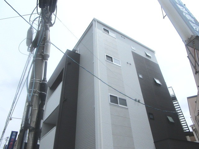 建物外観　２０２１年８月入居開始☆彡