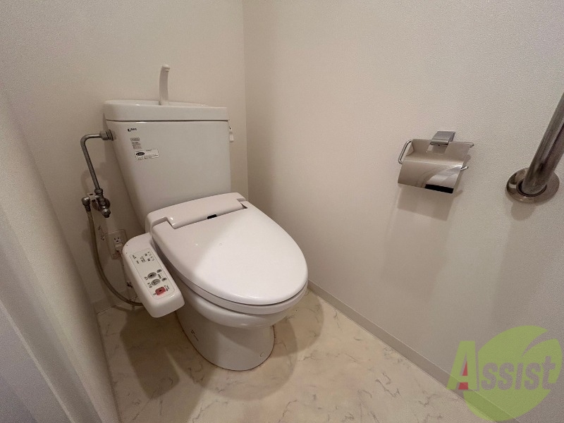 トイレ　トイレです。ウォシュレット付を探している方、おすすめです。