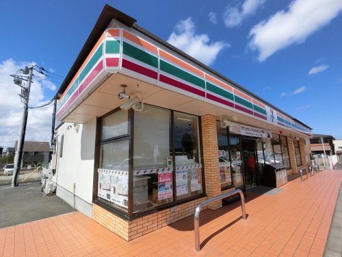 コンビニ　セブン－イレブン千葉あすみが丘東店（コンビニ）まで560m