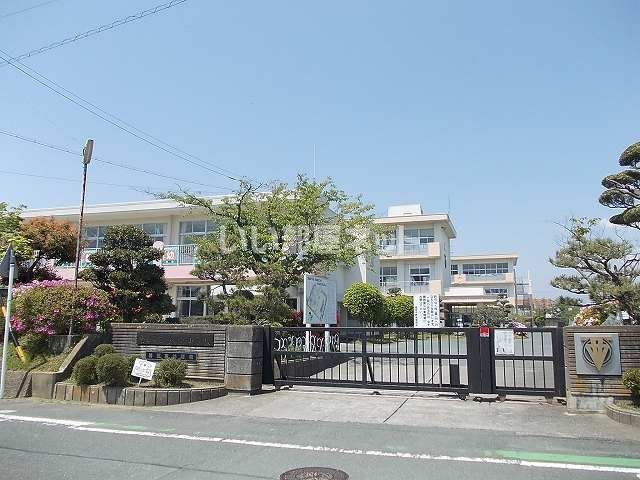 小学校　磐田西小学校（小学校）まで800m