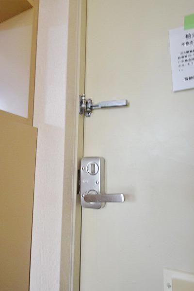 セキュリティ　チェーンロック