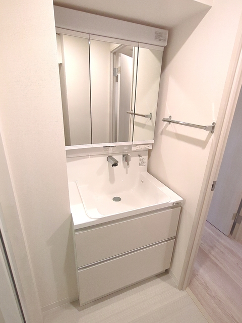 洗面設備　※別部屋参考写真です。