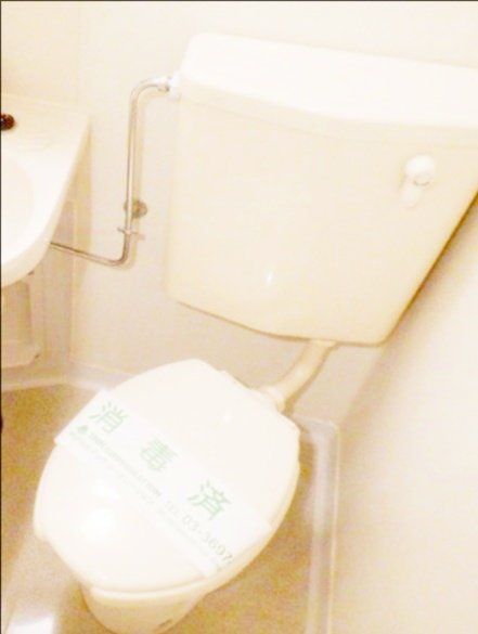 トイレ　※同タイプの別のお部屋です。