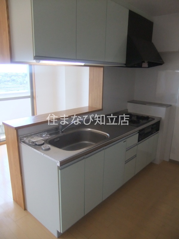 キッチン　同型別部屋写真