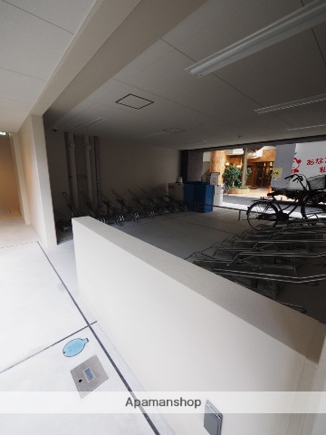 コンビニ　ローソン 安堂寺町二丁目店（コンビニ）まで370m