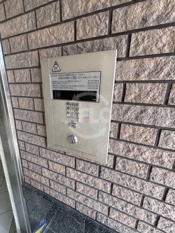 セキュリティ　グレンパーク中川　オートロック