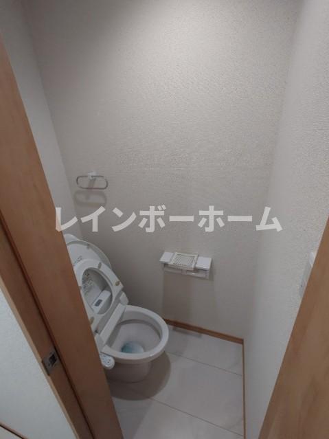 トイレ　トイレもきれいです