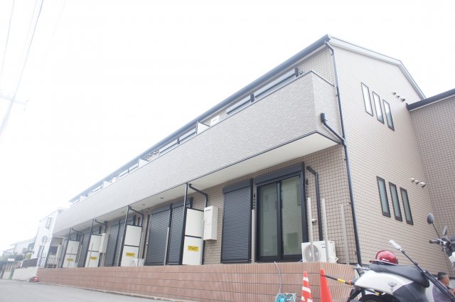 建物外観　タイル調の外観が特徴的です