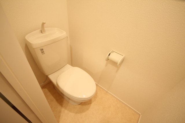 トイレ　同マンション別室参考写真