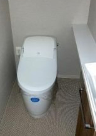 トイレ　別部屋の画像を使用しております。