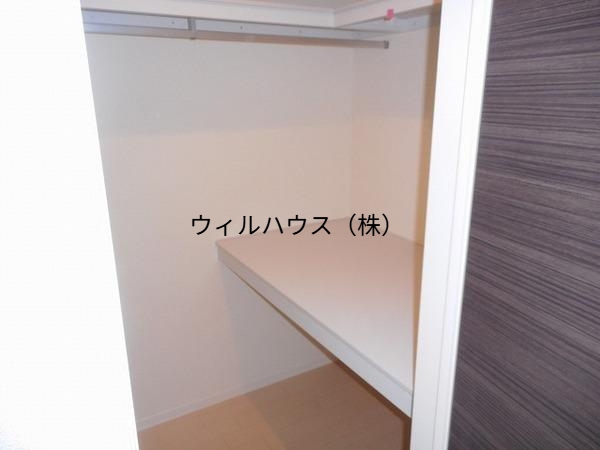 収納　ウォークインクローゼット！