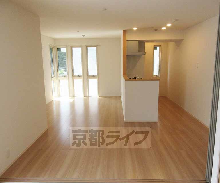 居室・リビング　広々したお部屋です