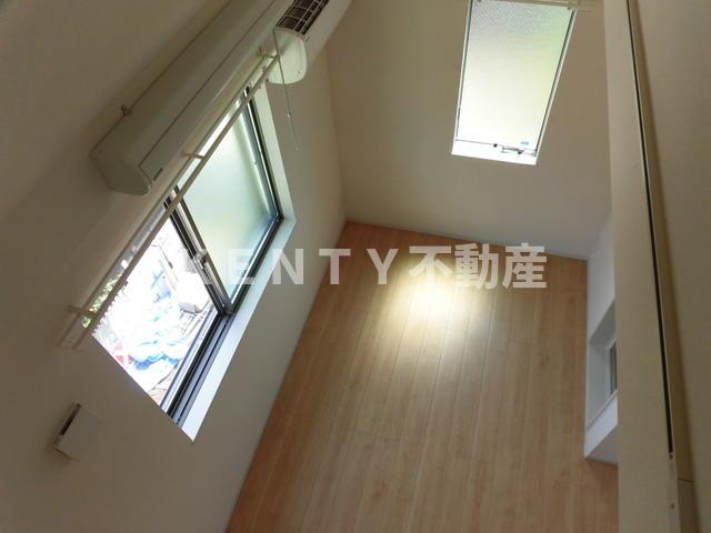 その他部屋・スペース　落ち着いて過ごせるお部屋なので、寝室にいかがでしょうか