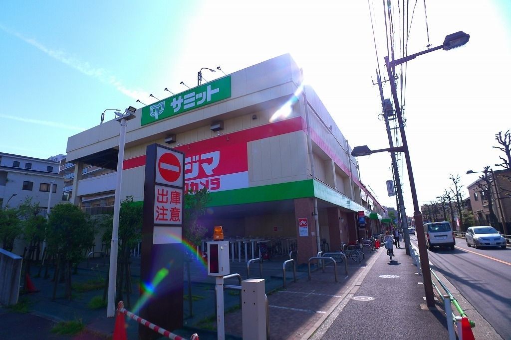 スーパー　サミットストア葛飾区役所前店（スーパー）まで190m