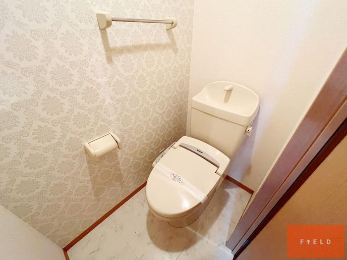 トイレ　※反転写真。現状優先。