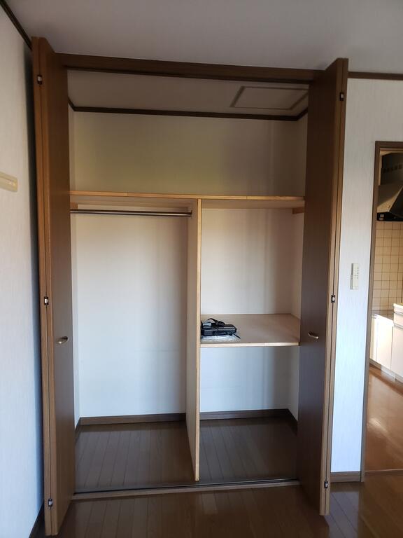 ＪＲ常磐線 土浦駅 バス乗車時間：20分 最寄りバス停で下車 徒歩7分 2階建 築28年の内装写真