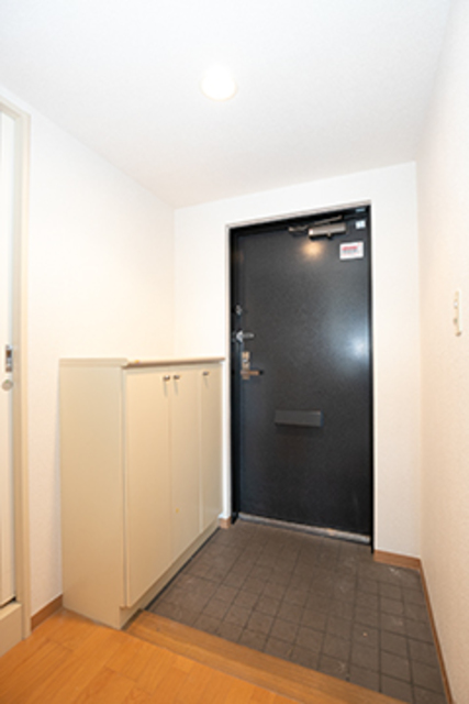 玄関　※写真は同タイプ住戸です。