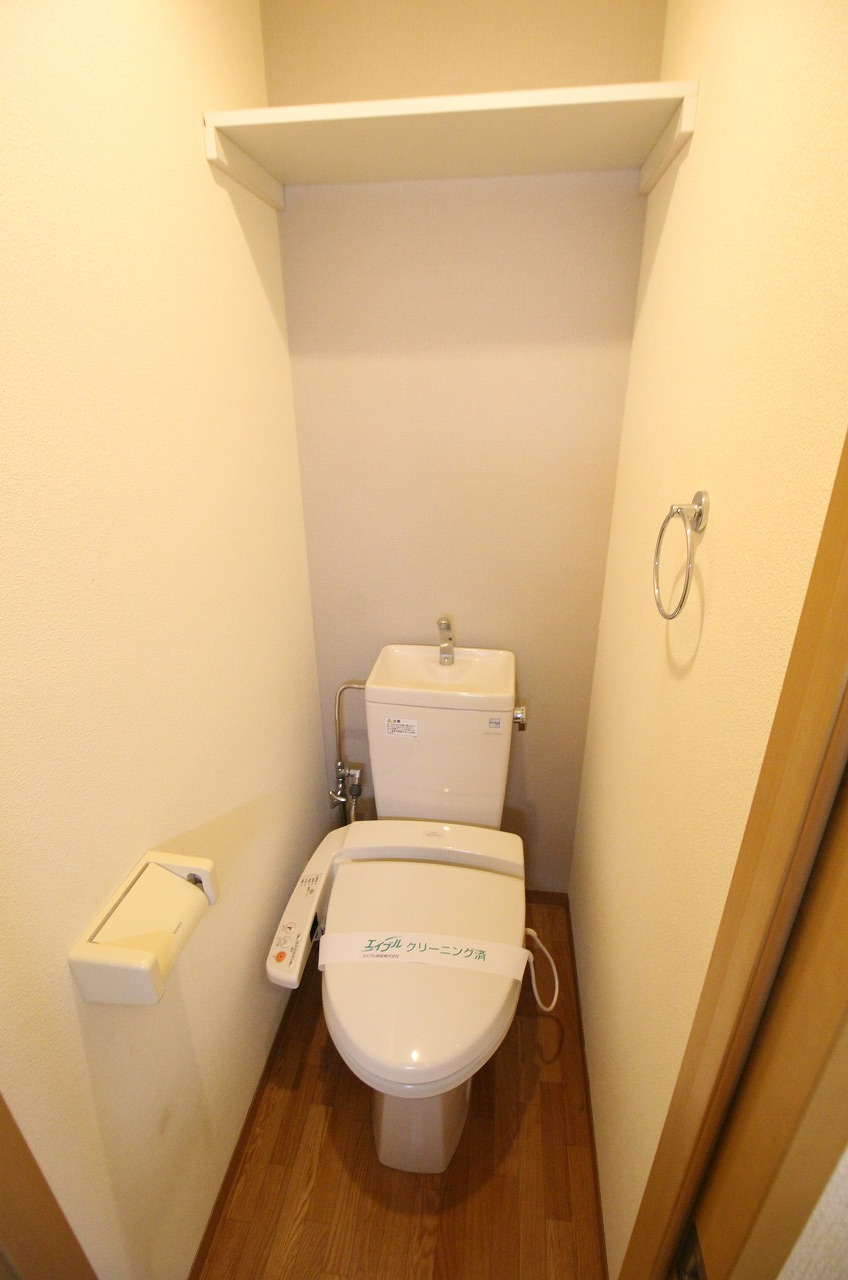 トイレ　別の部屋の写真です