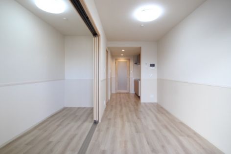 ＪＲ山陽本線 岡山駅 徒歩20分 11階建 築6年の居間写真