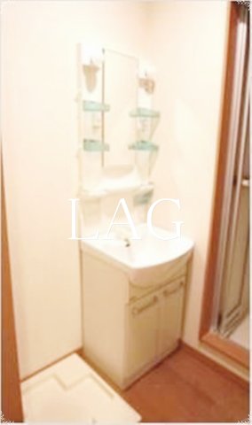 洗面設備　洗面台です。
