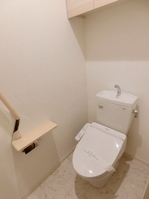 トイレ　☆温水洗浄便座☆