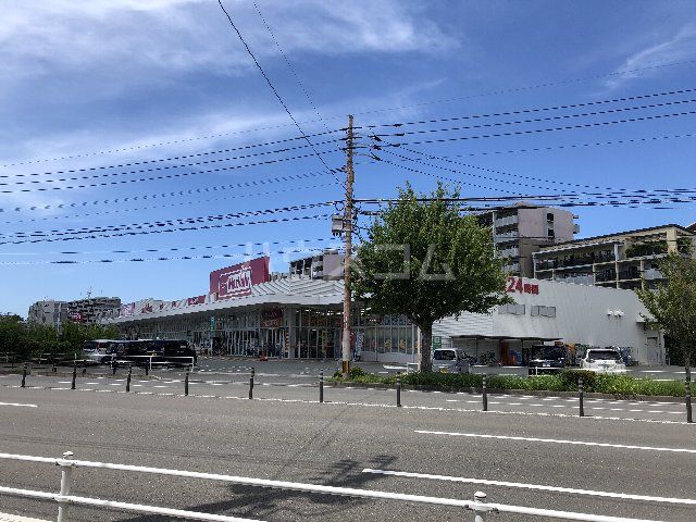 スーパー　マックスバリュ 千早店（スーパー）まで769m