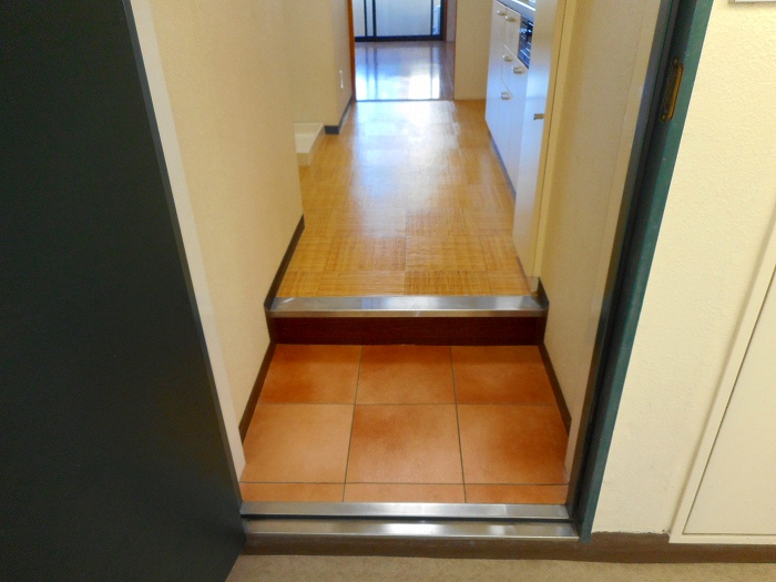 玄関　同タイプ別部屋写真