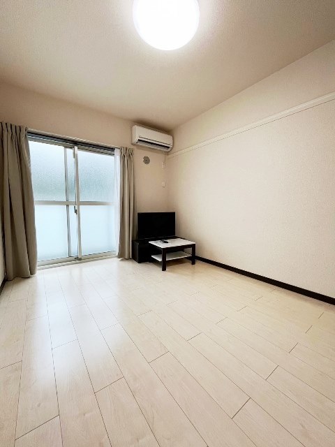 居室・リビング　別部屋同仕様タイプ