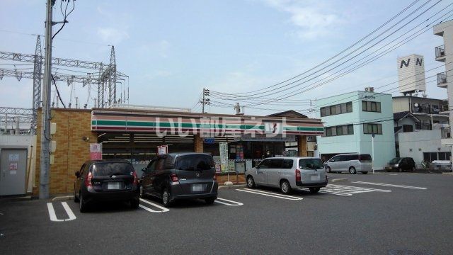 コンビニ　セブンイレブン 広島草津東2丁目店（コンビニ）まで529m