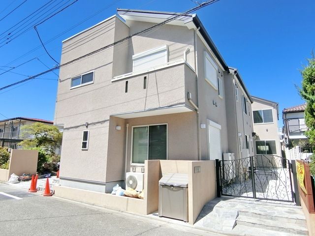 建物外観　☆オートロック付☆